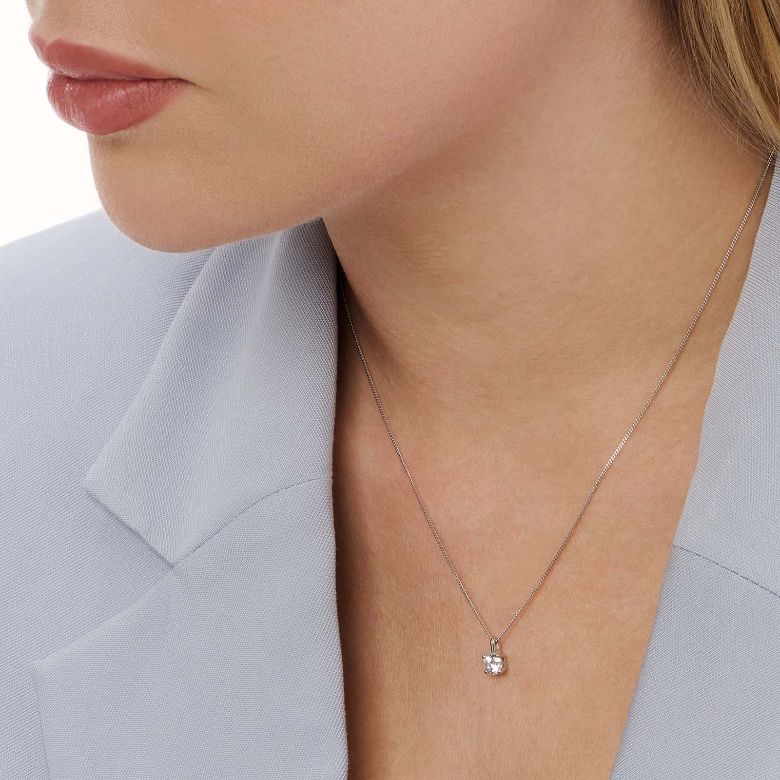 Halsband 18k vitguld med 0,5 ct labbodlad diamant - 42+3cm