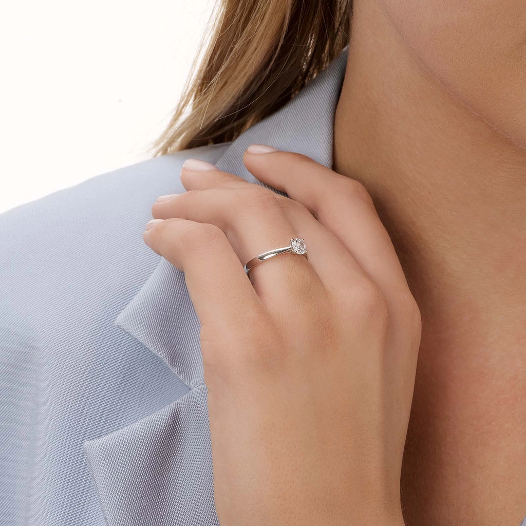 Solitärring 18k vitguld med 0,5 ct labbodlad diamant - 18