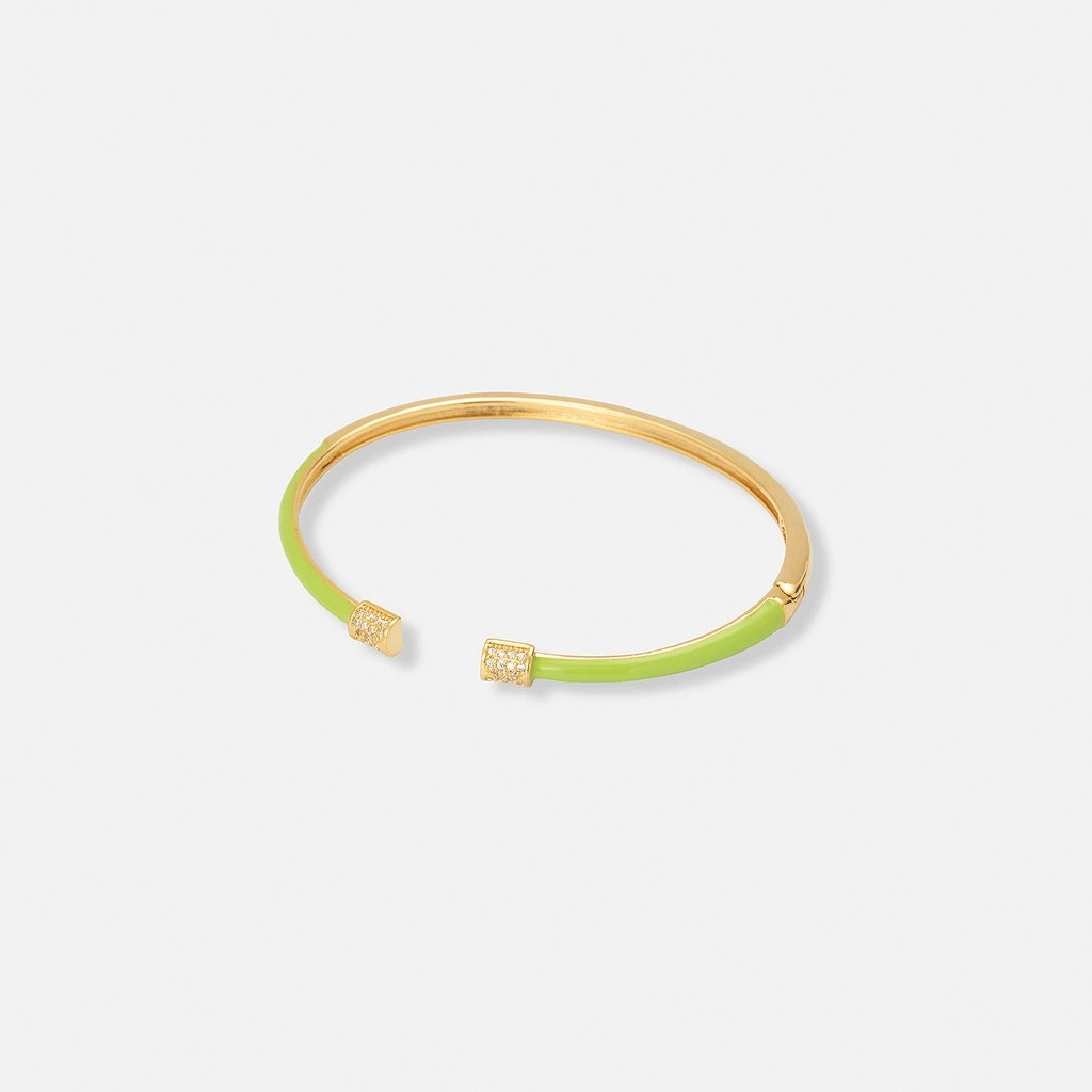 Guldpläterat armband, bangle ljusgröna detaljer - 60x50 mm