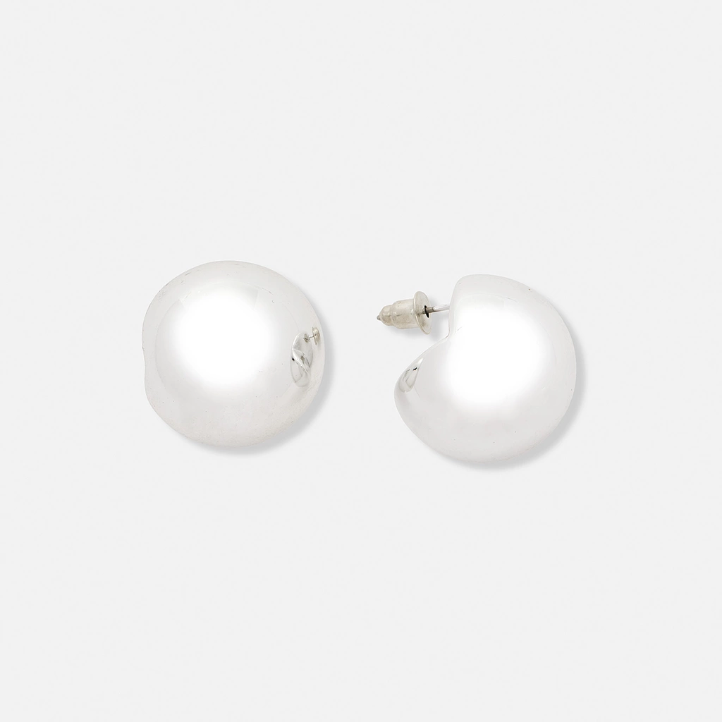 Silverfärgade örhängen, bollar - 20 mm