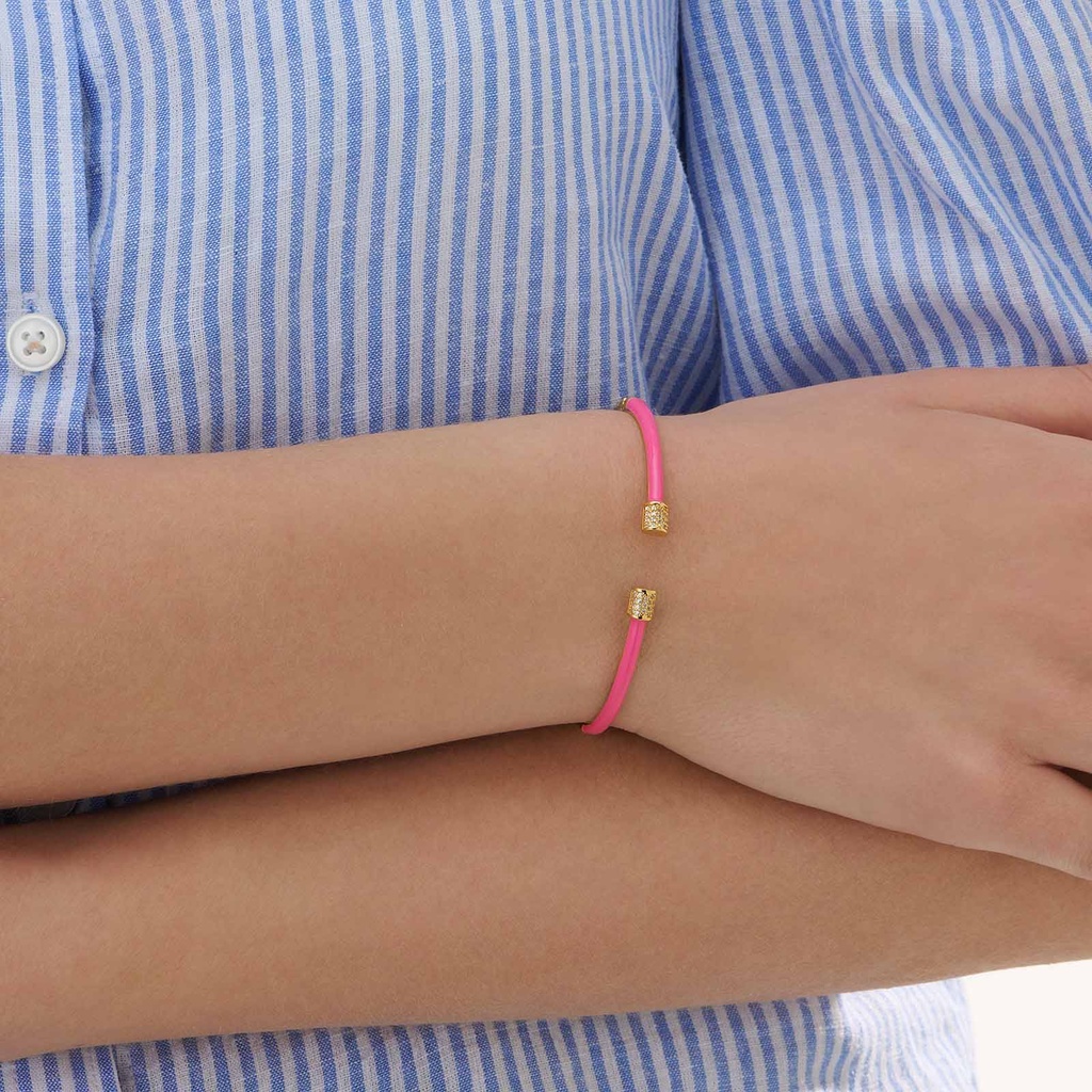 Guldpläterat armband, bangle rosa detaljer - 60x50 mm