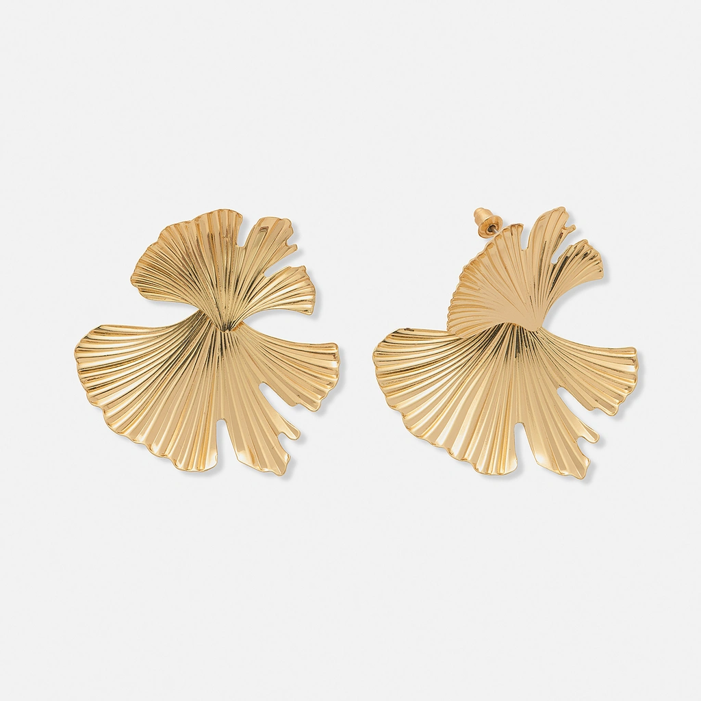 Guldfärgade örhängen, stora assymetriska blommor - 48 mm