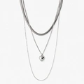 Silverfärgat treradigt halsband, hjärta, 40-66+7cm