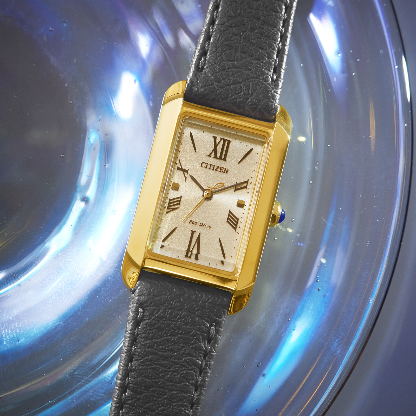 Citizen Eco-Drive L, läderband guld/svart - 19 mm