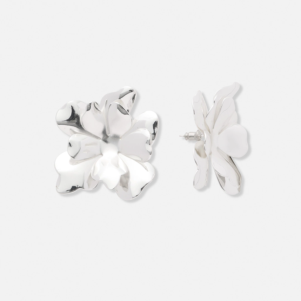 Silverpläterade örhängen, blommor 45x43 mm
