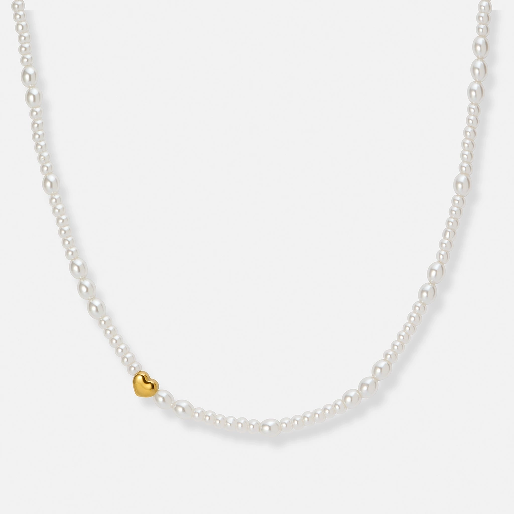 Pärlhalsband med guldpläterat stålhjärta - 40,5+5cm