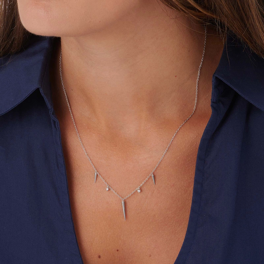 Silverhalsband med spikes och stenar - 42+3cm