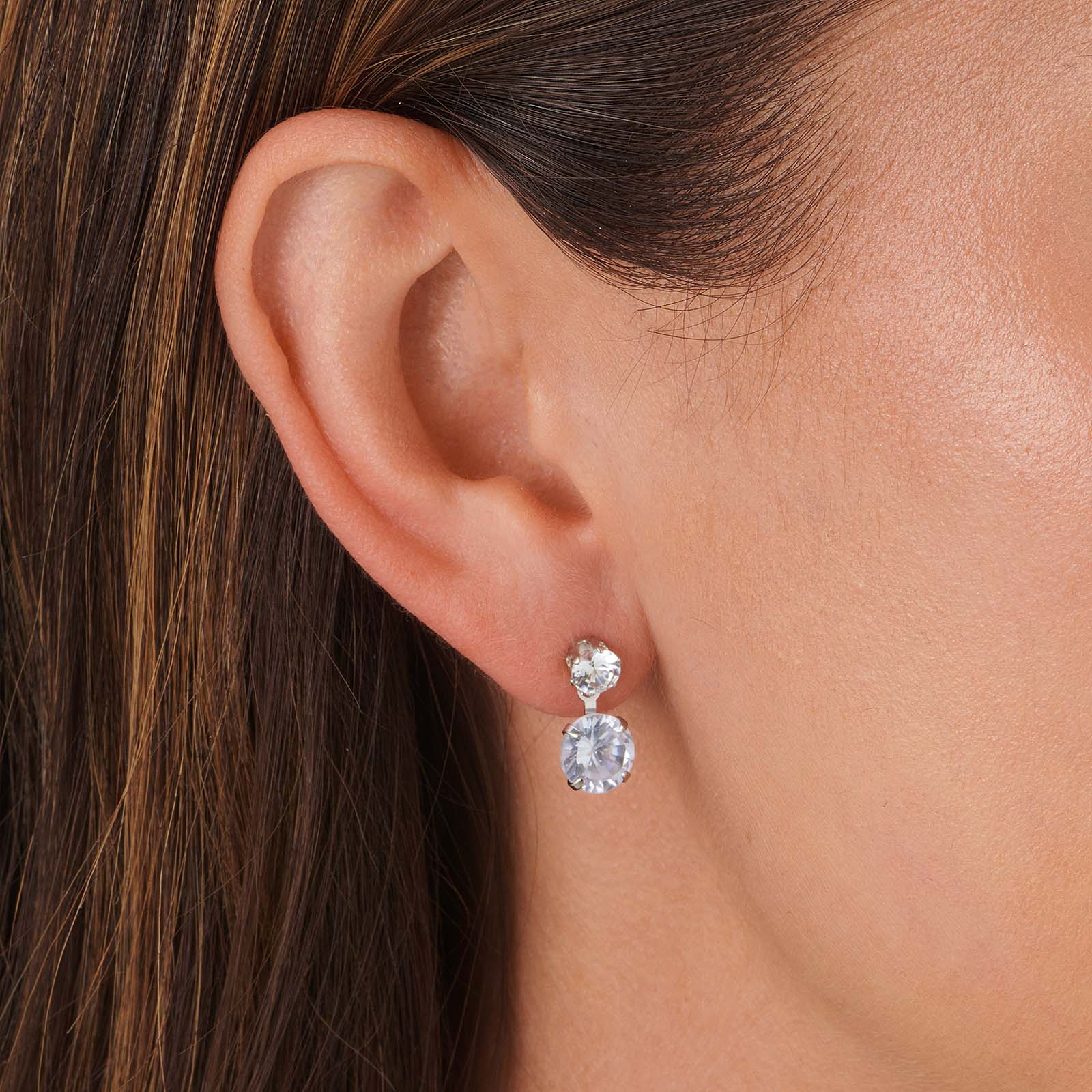 Silverfärgade örhängen med två kristaller - 15x6 mm