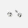 Silverfärgade örhängen knut - 10 mm