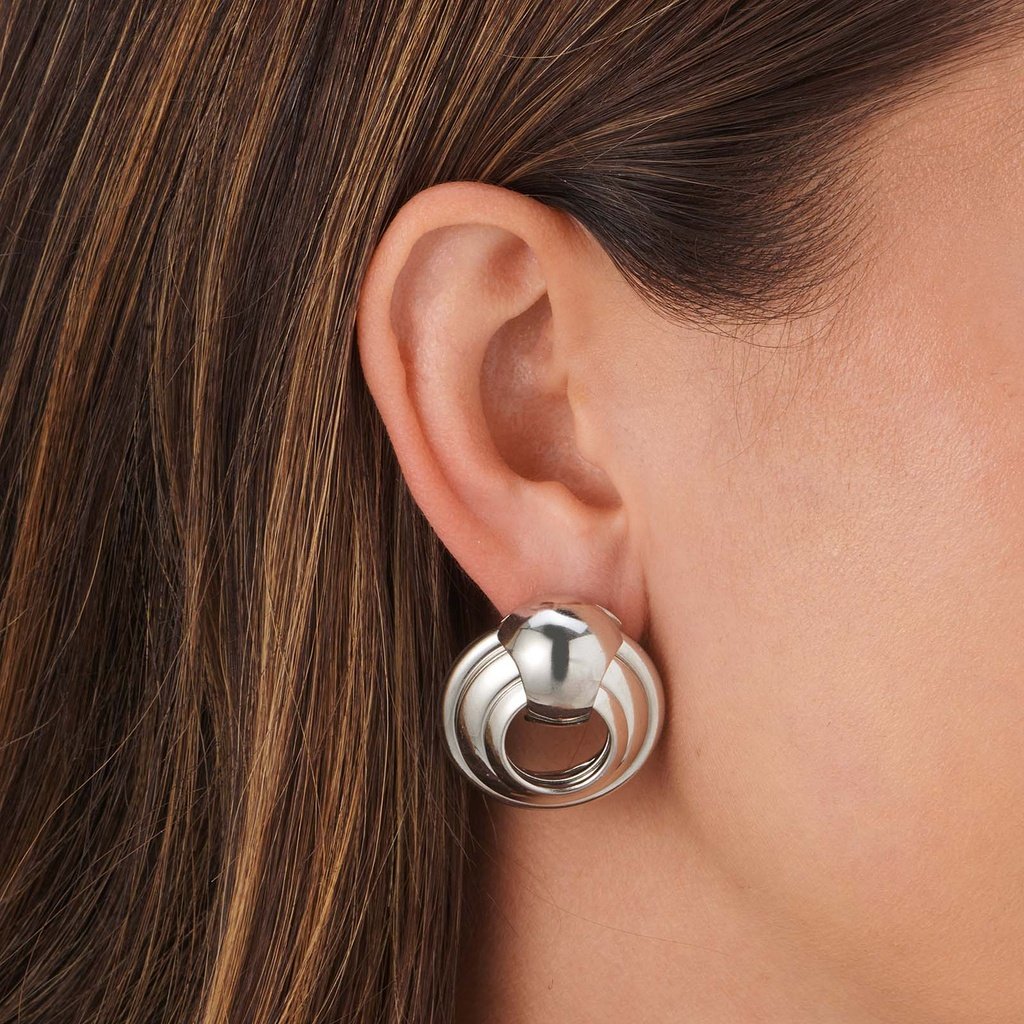 Silverfärgade örhängen doorknob - 31 mm