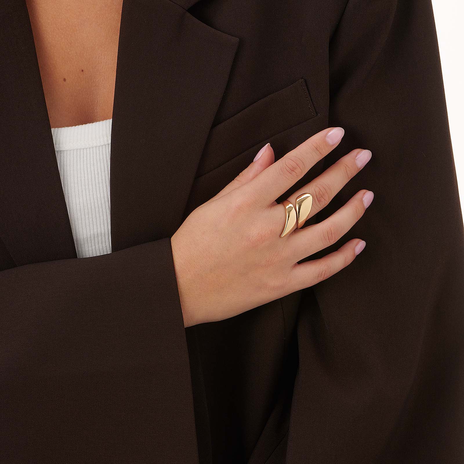 Guldfärgad ring, omlott