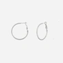 Silverfärgade örhängen - hoops 30 mm
