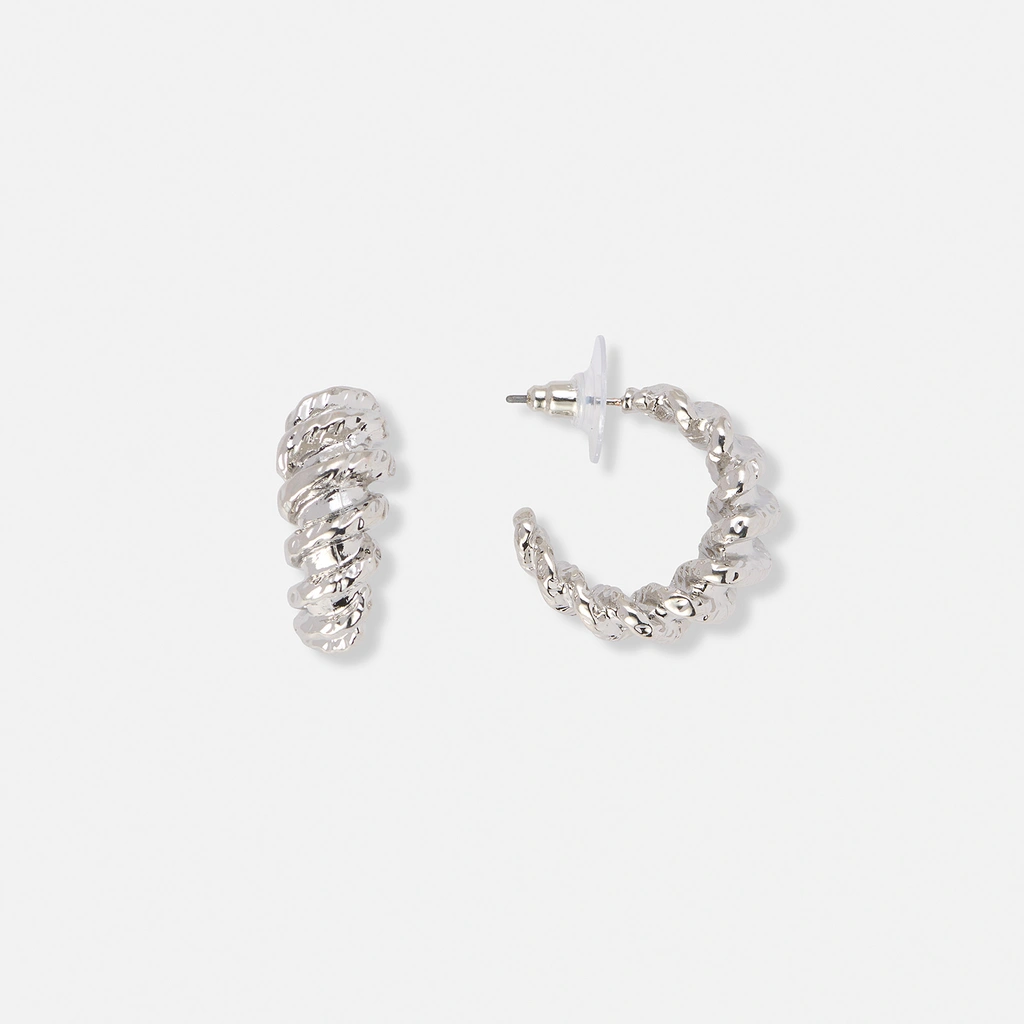 Silverfärgade hoops, vridna - 25 mm