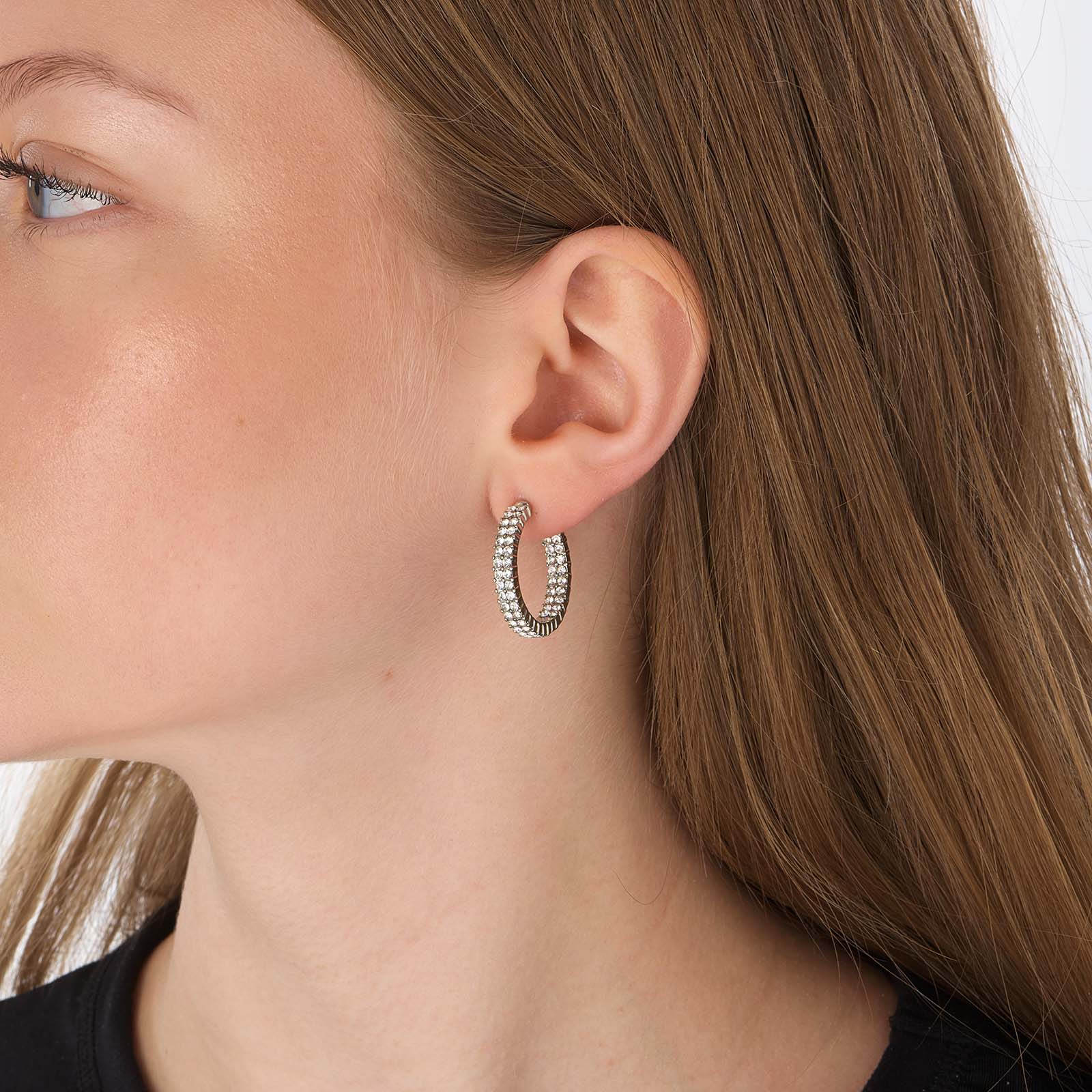 Silverfärgade hoops, två rader stenar - 20mm