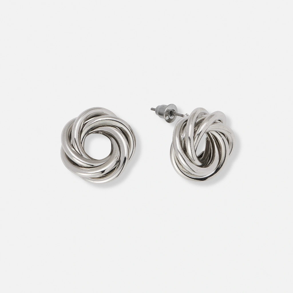 Silverfärgade örhängen, vridna ringar - 20x20mm