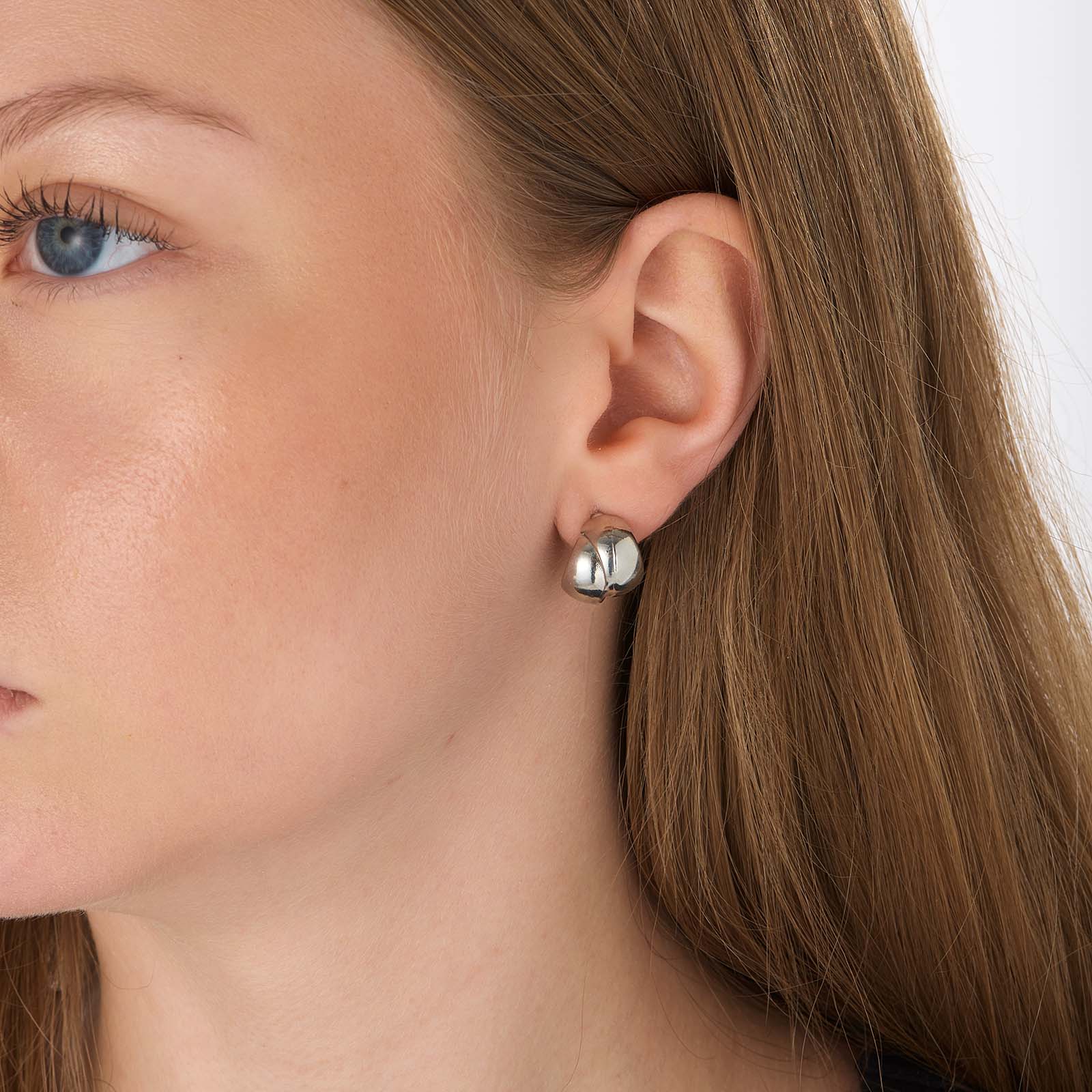 Små silverfärgade hoops, två rader  - 10mm