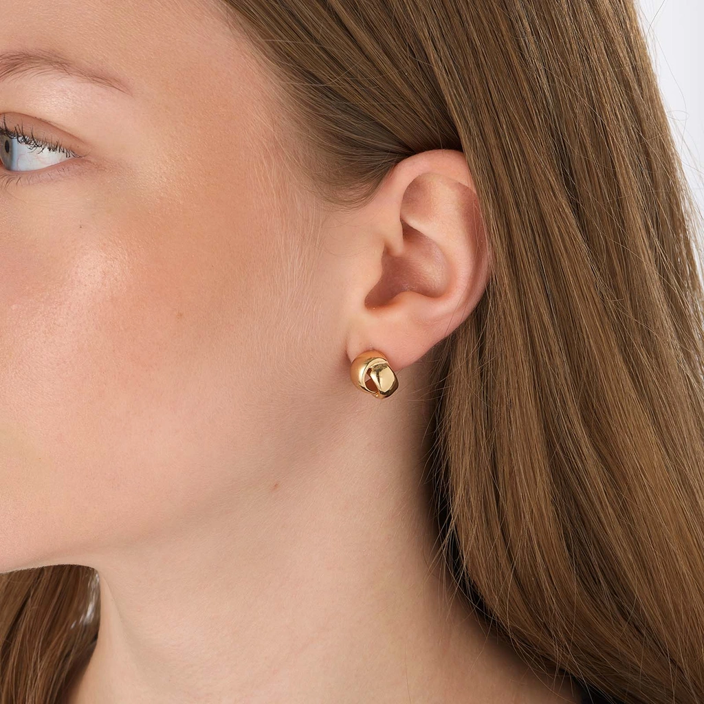 Guldfärgade C-hoops, knutar - 15mm