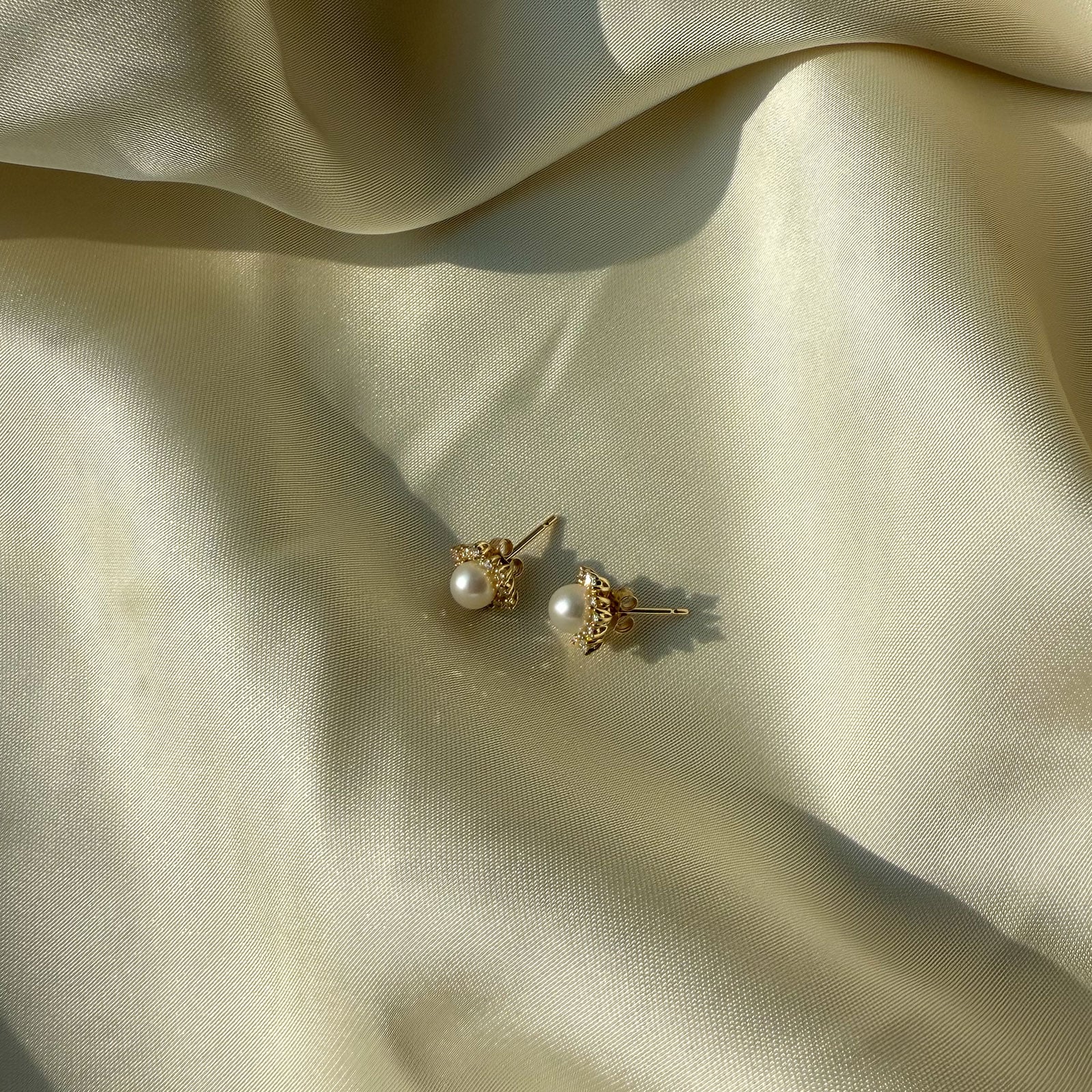 Je t´aime örhängen 18K guld - Cap d’Or Akoya