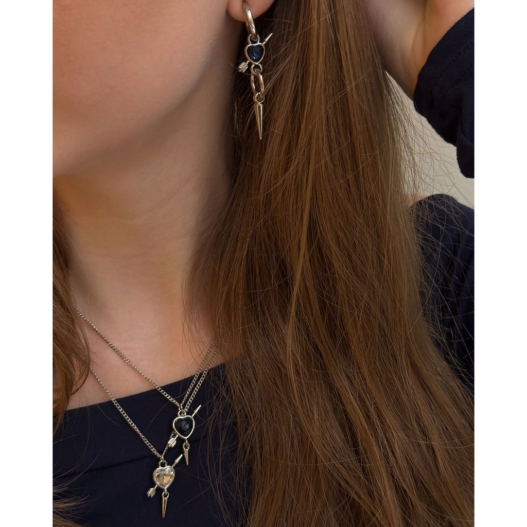 Guldfärgade örhängen, blått hjärta med pil - 50mm