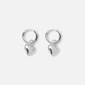 Gulpläterade silverörhängen, hoops med 10 mm hjärta