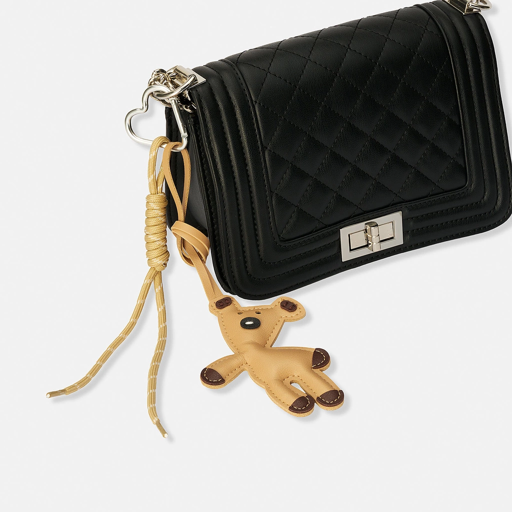 Väskaccessoar - beige tedybjörn