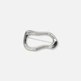 Silverfärgad brosch, ojämn oval form – 6,5 cm