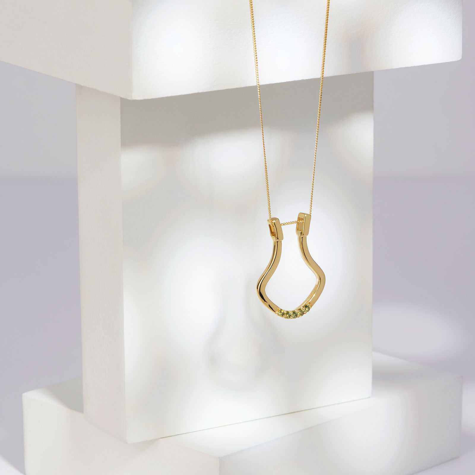 Je t´aime 18K guld ringhållare - Porte Bague Emerald