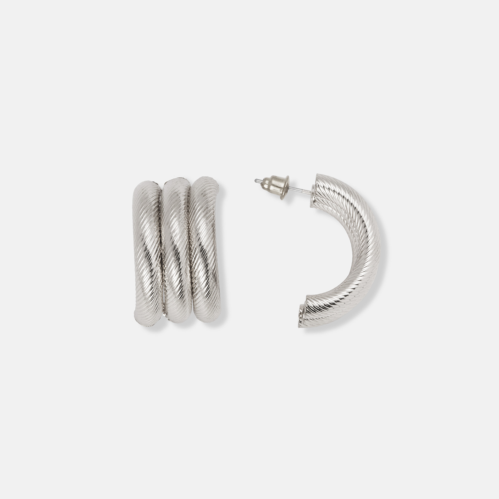 Silverfärgade örhängen, räfflade creoler med tre rader - 2 cm