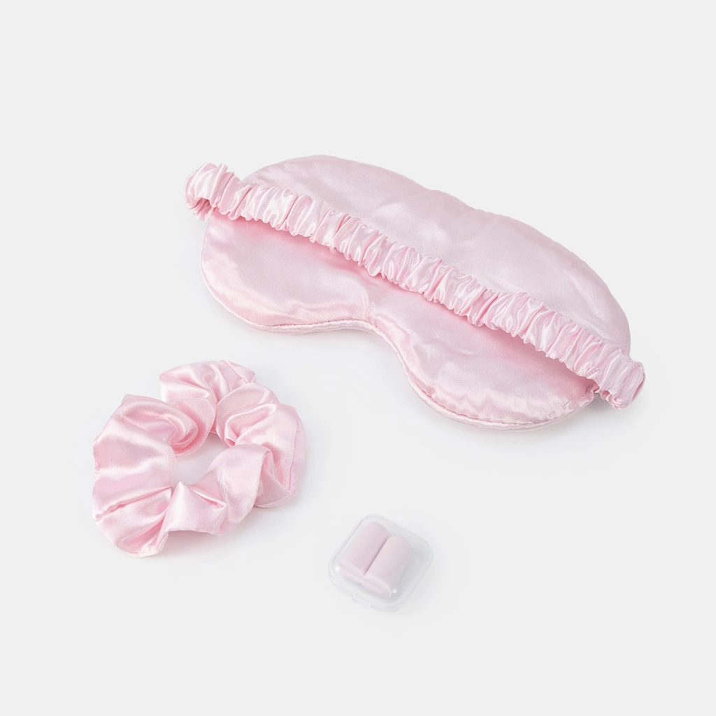 Rosa resekit med sovmask - 3 delar