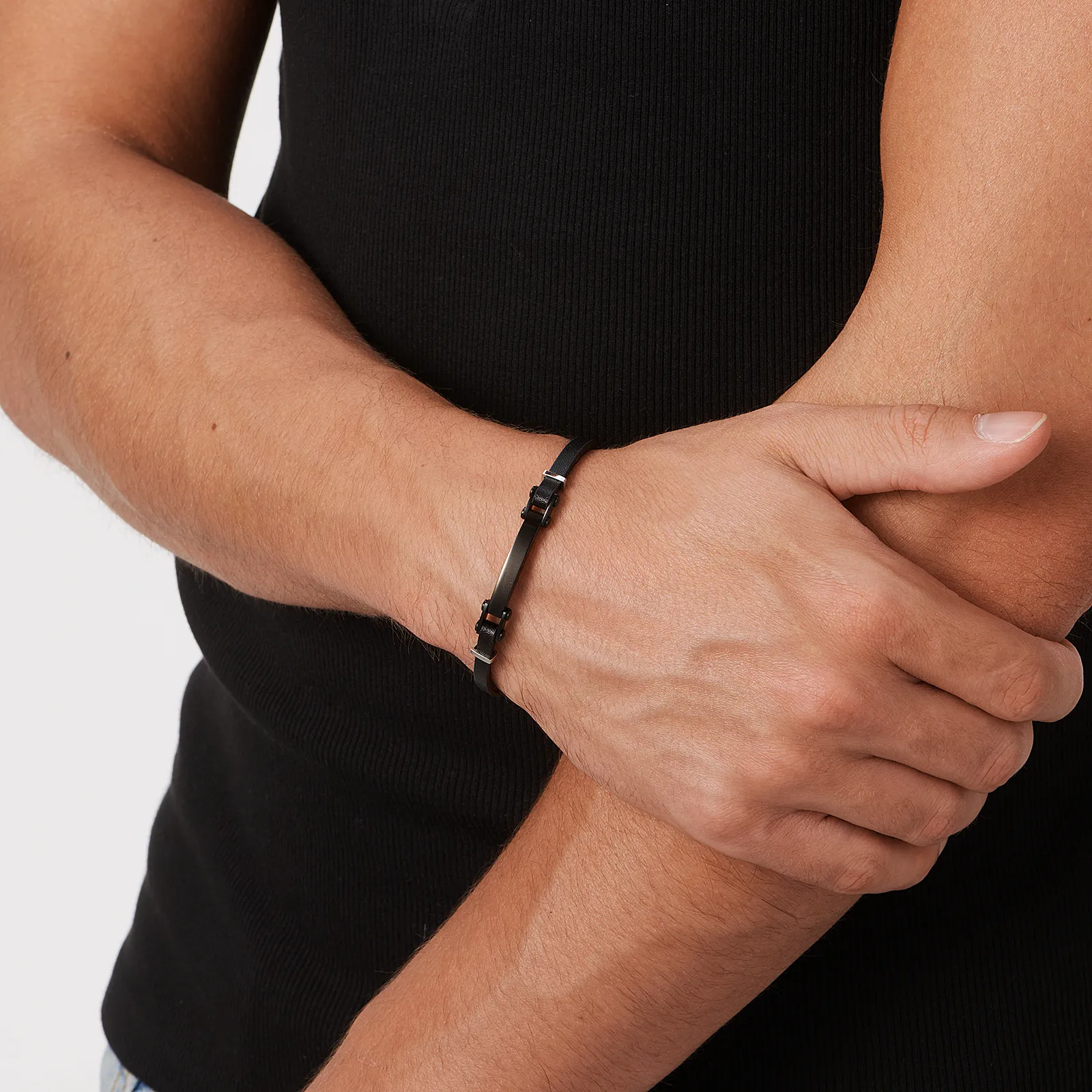 Svart armband, ID-bricka med svart läder - 19+2,5 cm