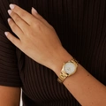 Regal damklocka vit/guld, metallband - R22688-112