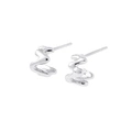 Silverfärgade örhängen C-hoops, vågig design - 1,5cm