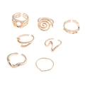 Guldfärgade ringar 7-pack, varierande mönster - 17mm