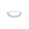 Silverfärgad ring, halvkrona med glasstenar - 17mm