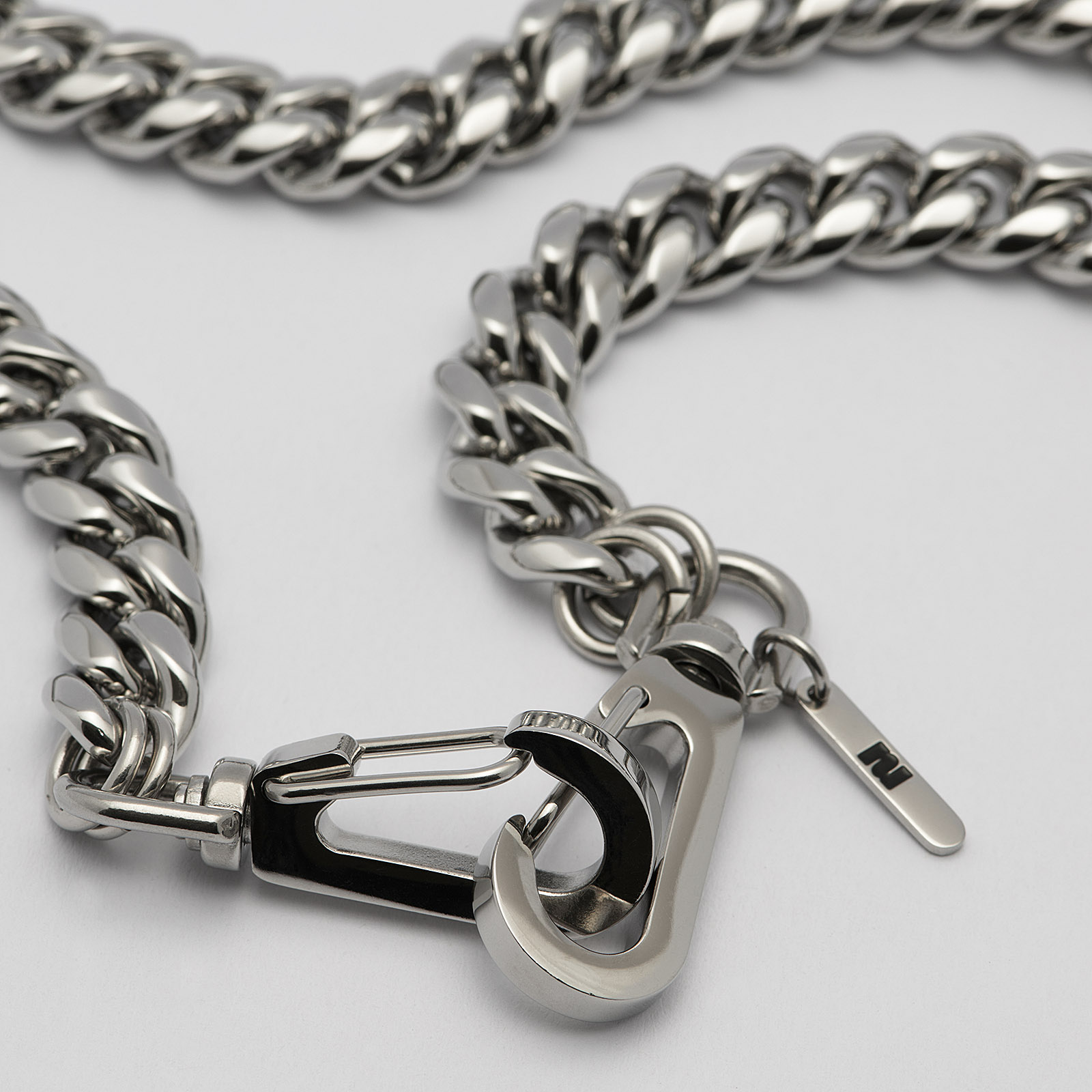 Halsband i stål, pansarlänk med hake - 10 mm