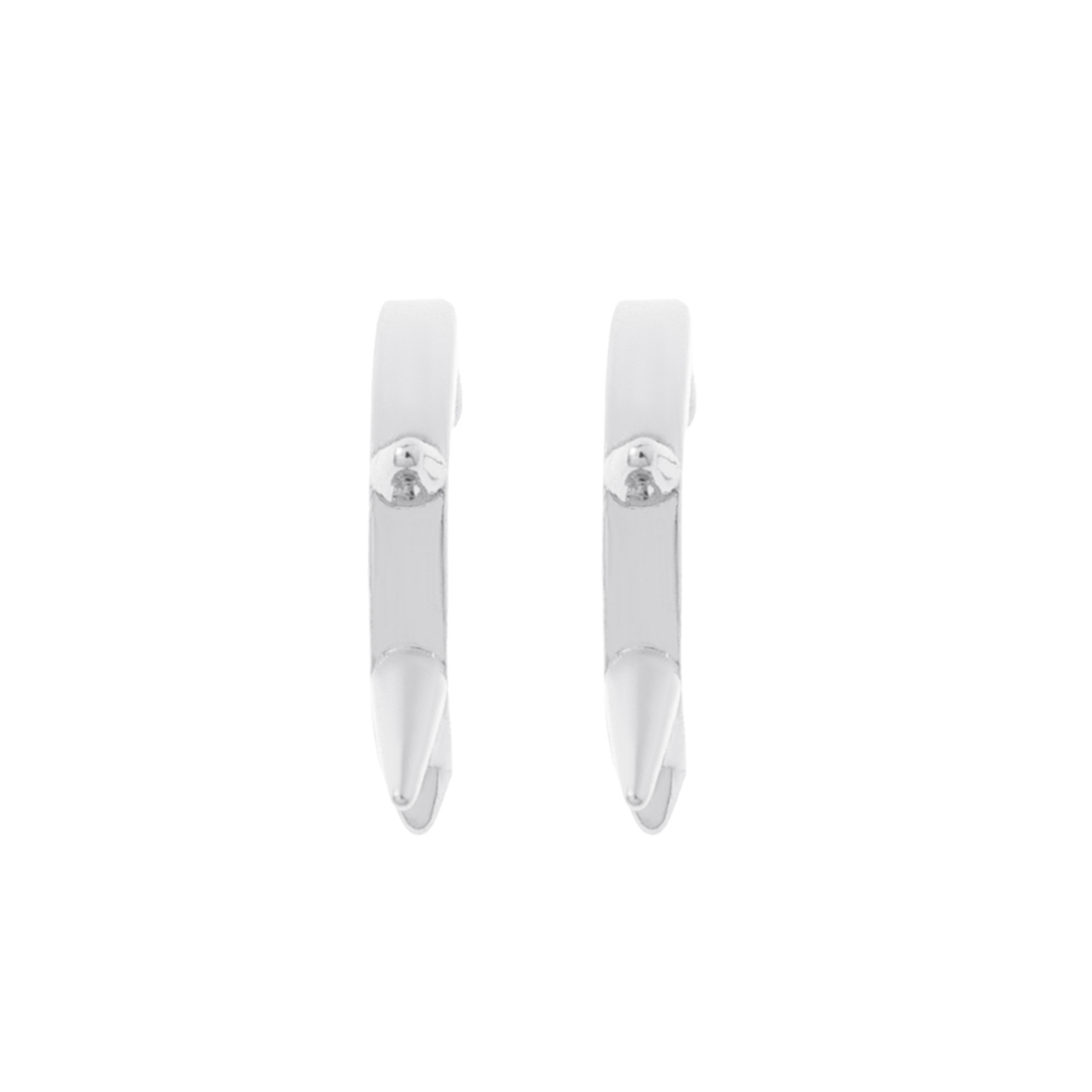 Silverfärgade örhängen, C-hoops med tre nitar - 1cm