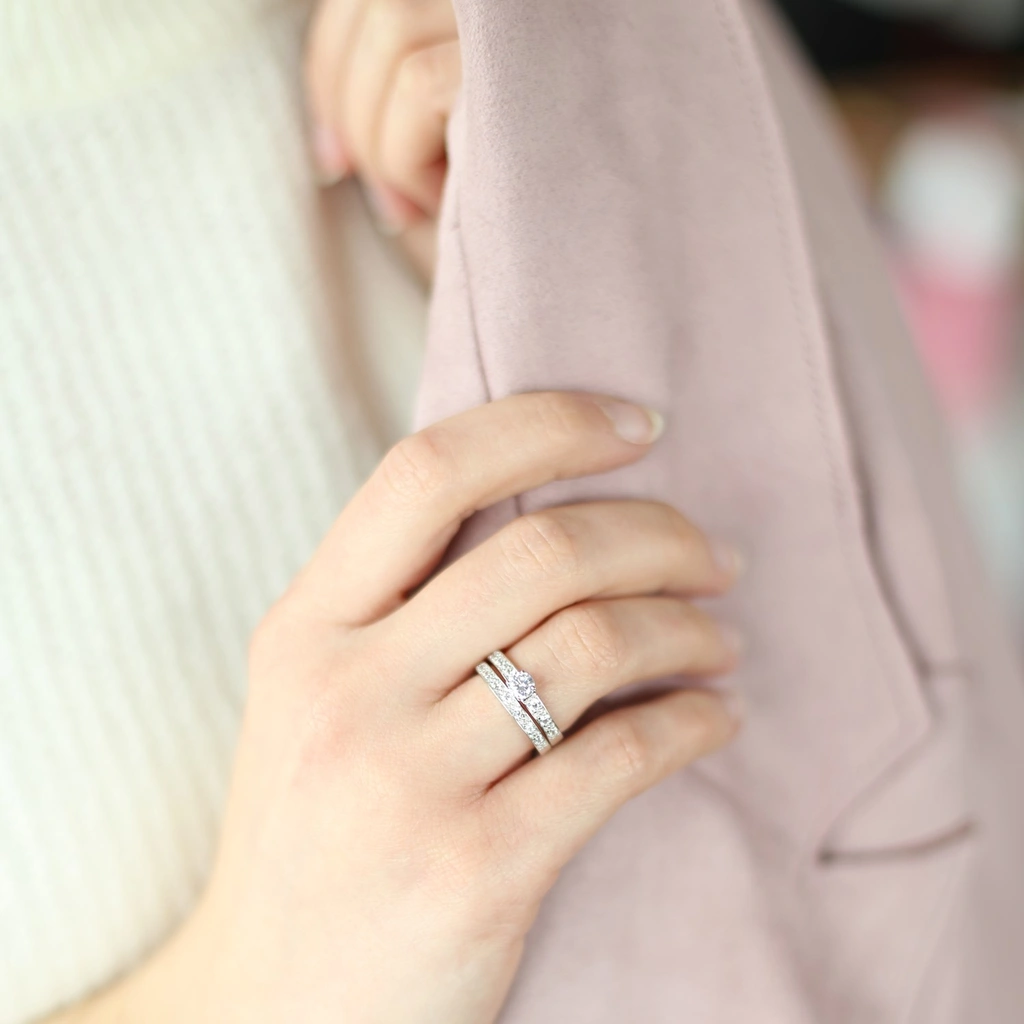 Dubbelring i Silver - vita Kubisk Zirkonia, 17